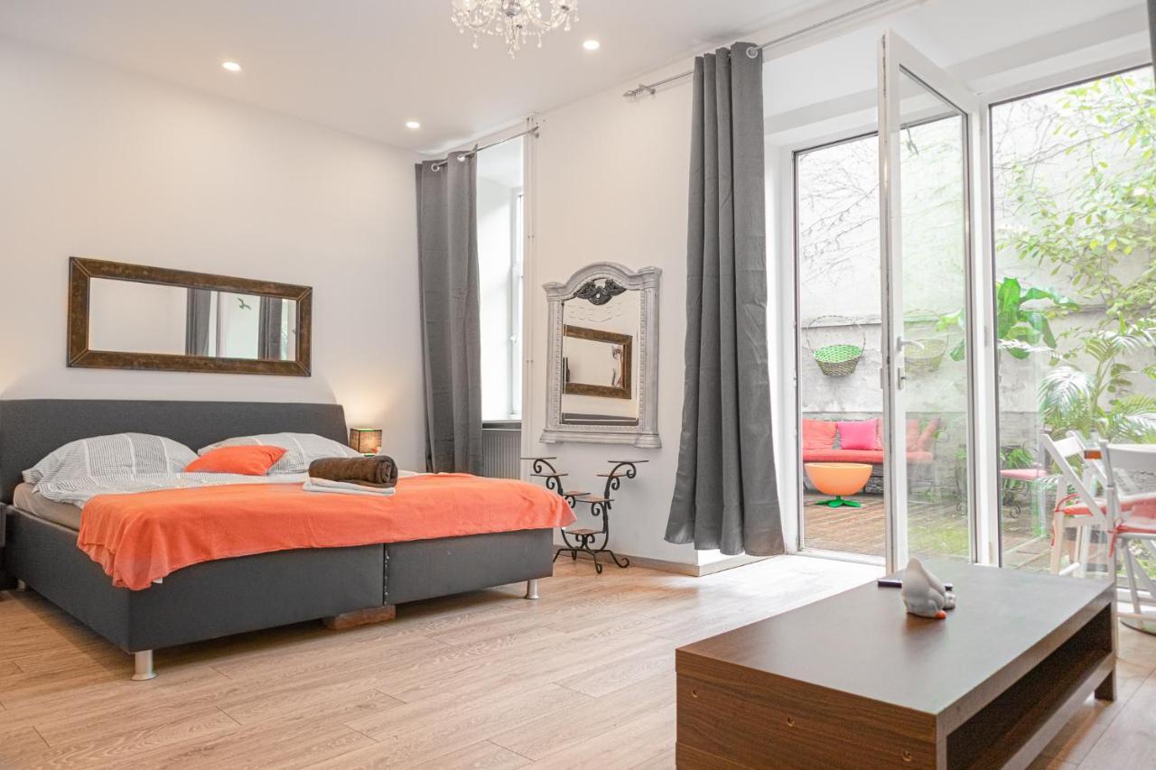 Fullfilling 3Br Shared Apartment With Pleasing Patio Vienna Luaran gambar