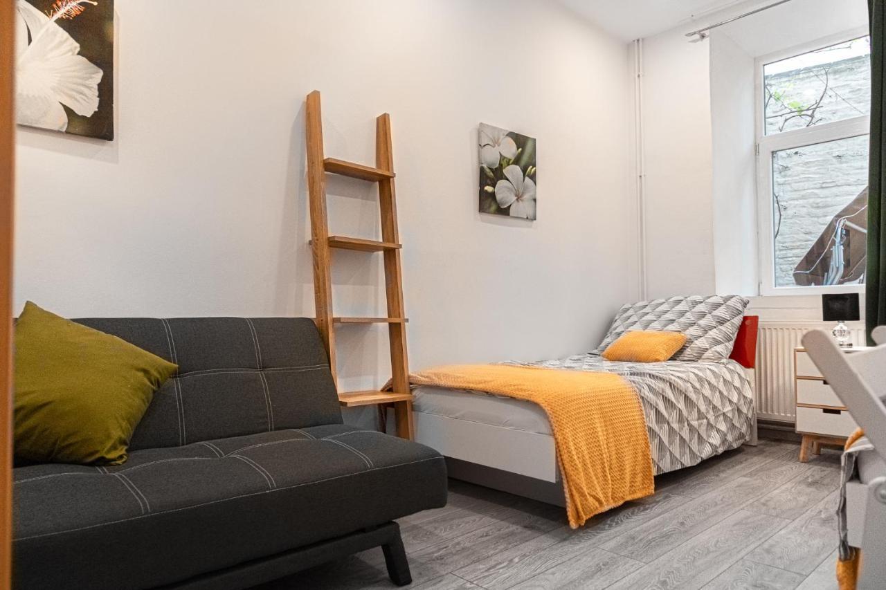 Fullfilling 3Br Shared Apartment With Pleasing Patio Vienna Luaran gambar