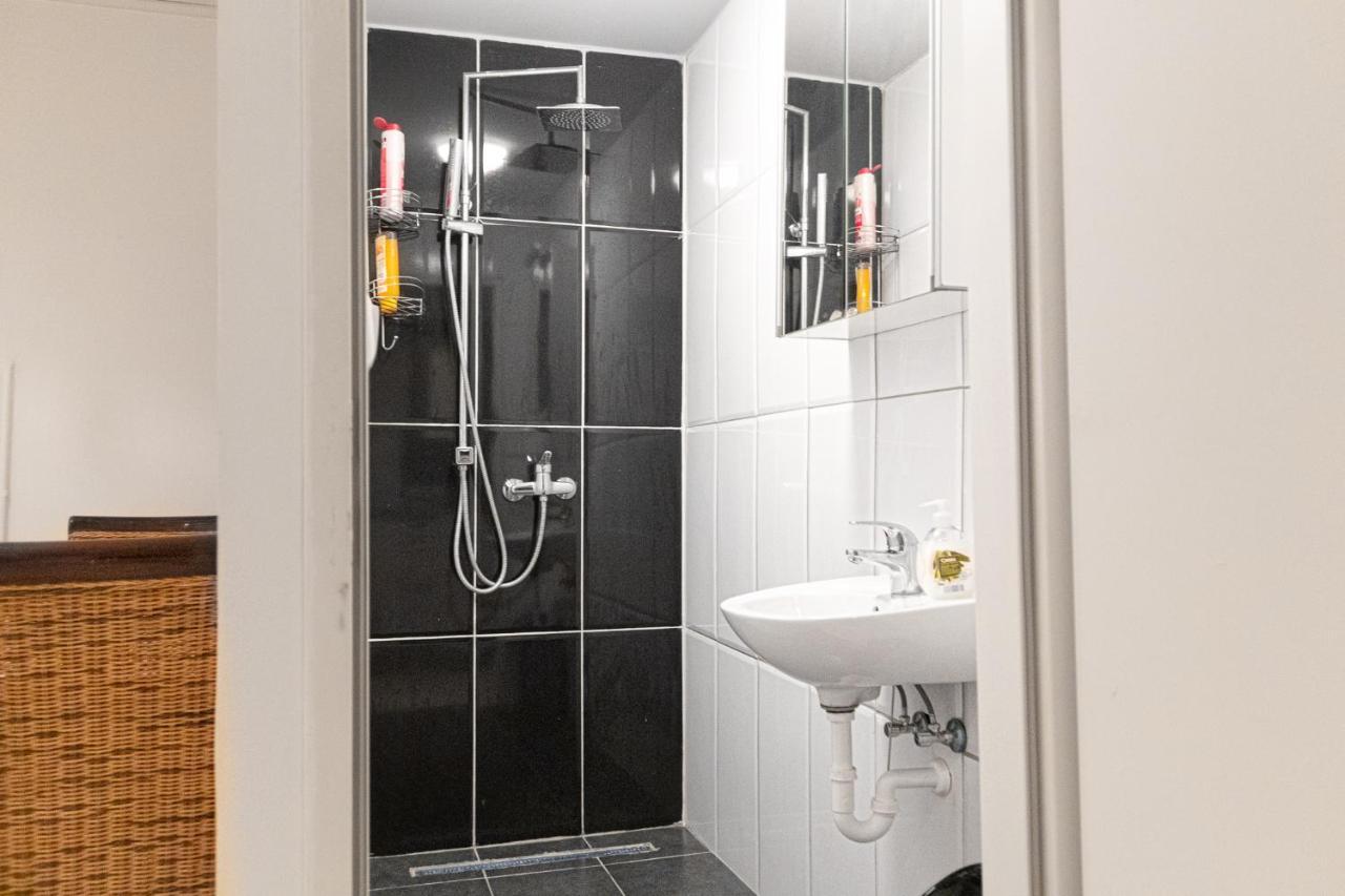 Fullfilling 3Br Shared Apartment With Pleasing Patio Vienna Luaran gambar